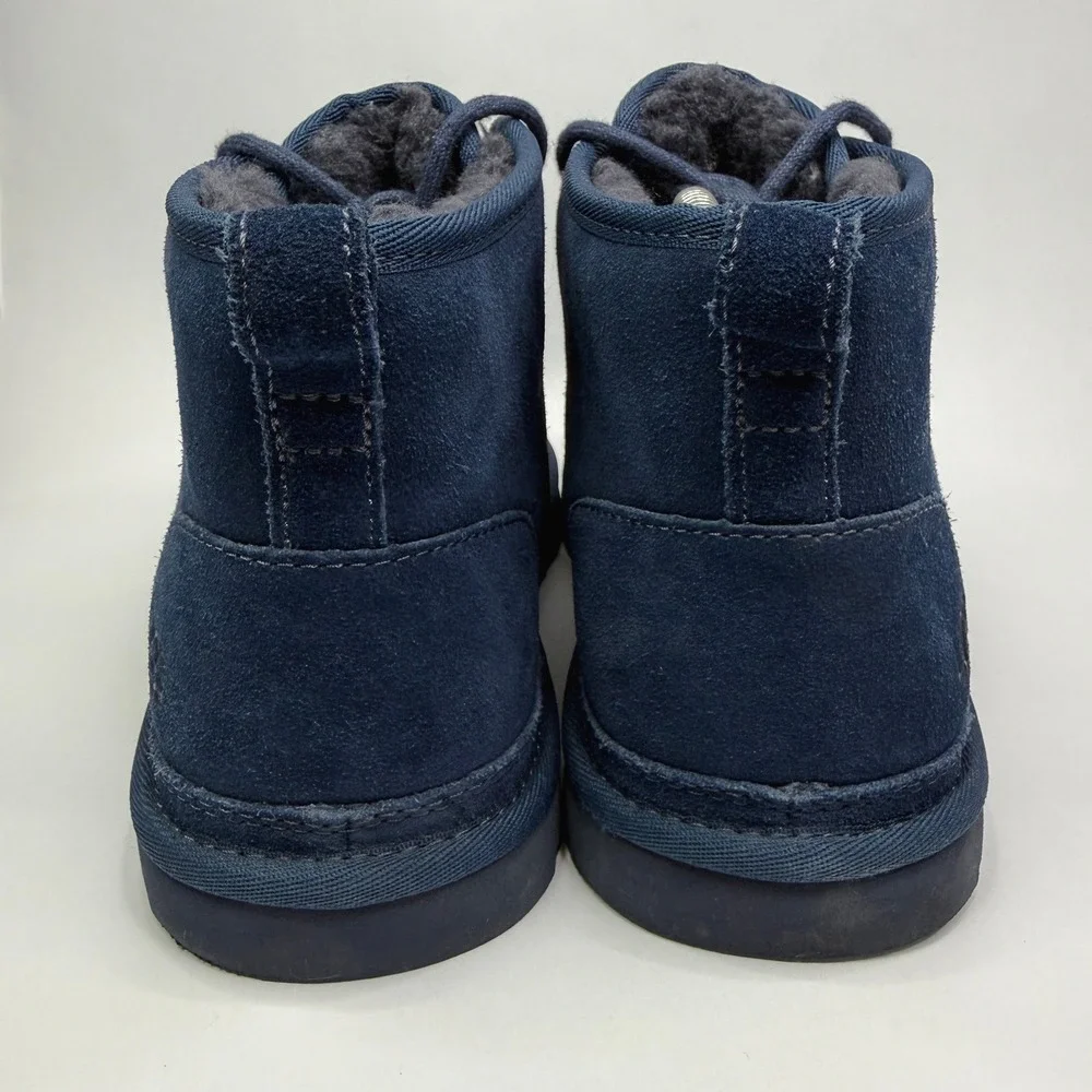 UGG Neumel Boot Mens 11 Navy Blue Suede Lace Up Shearling Lined Chukka 3236